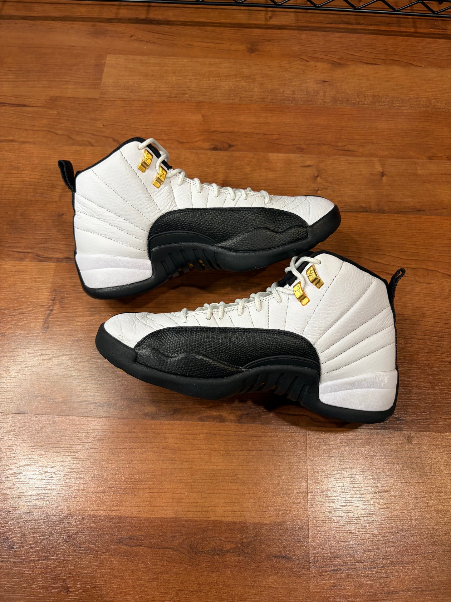 Jordan Retro 12 Taxi (Size 9.5 Mens)