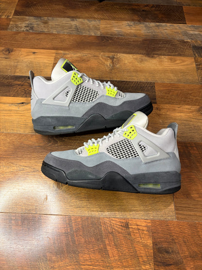 Jordan Retro 4 Neon (Size 9 Mens)