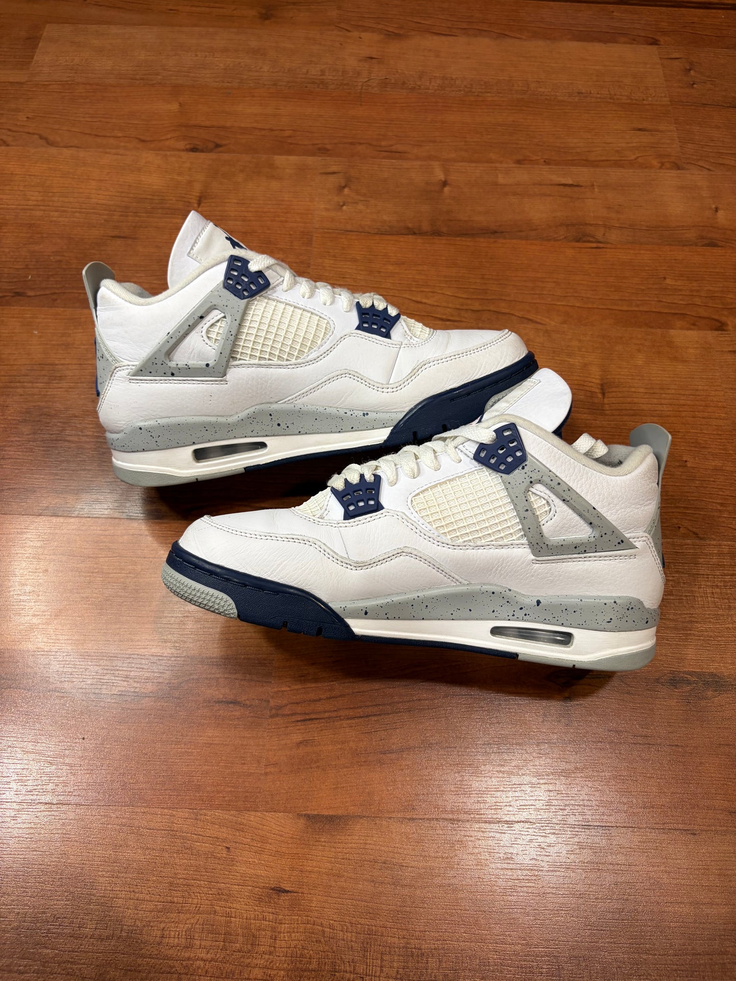 Jordan Retro 4 Midnight Navy (Size 9 Mens)