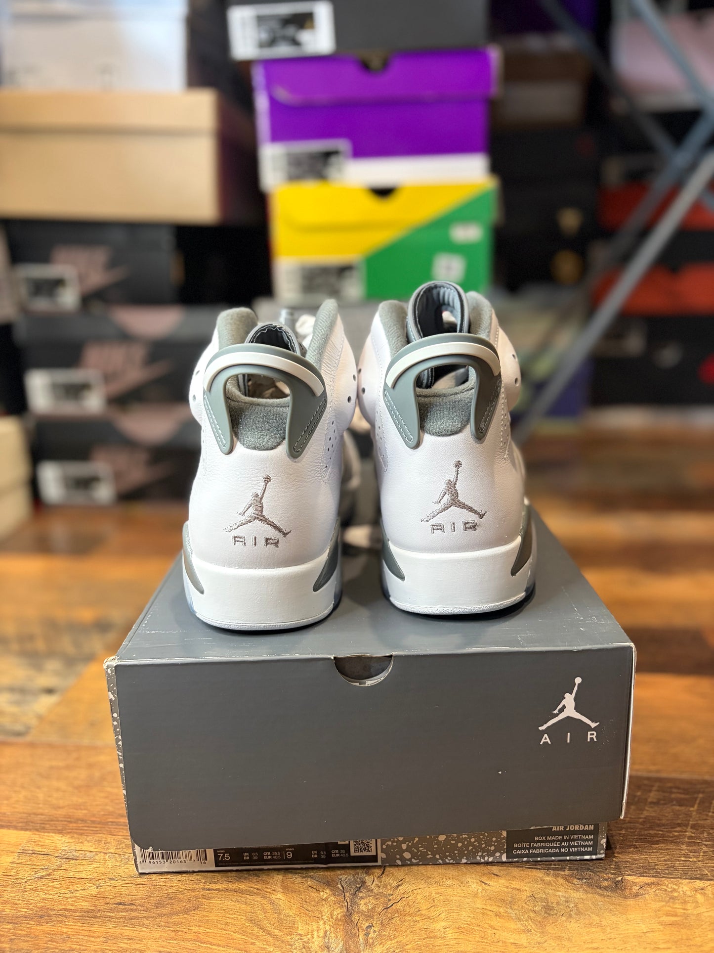 Jordan Retro 6 Cool Grey (Brand New - 7.5M)