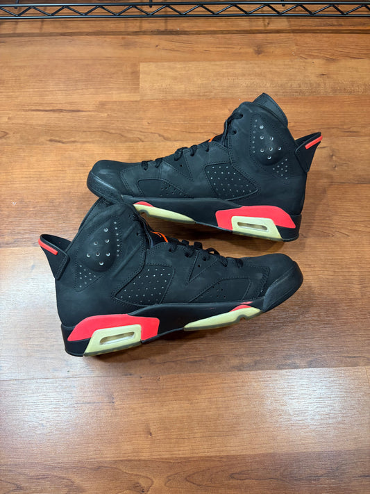 Jordan Retro 6 Infrared (Size  9.5 Mens)