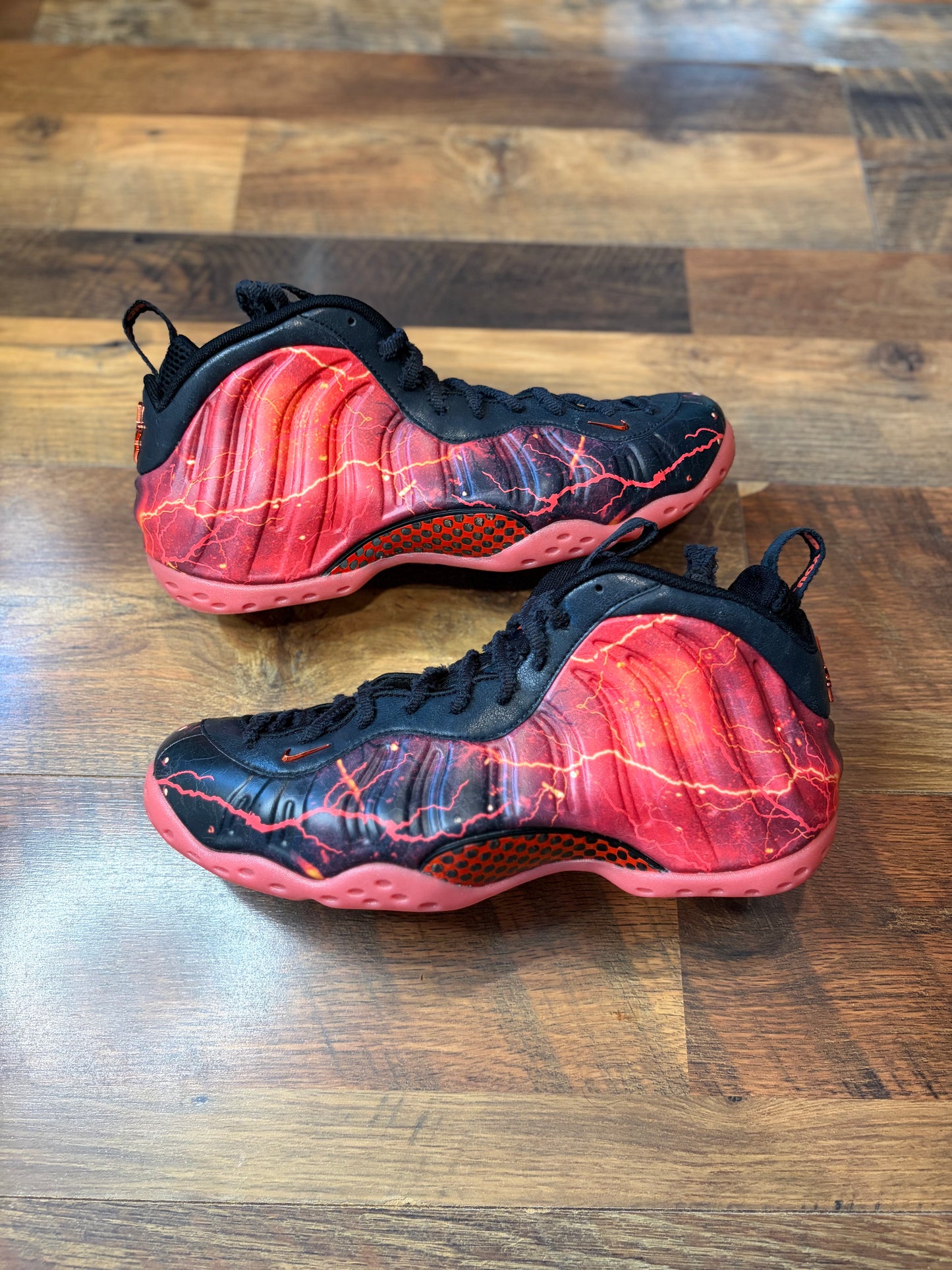 Nike Air Foamposite Stranger Things (Brand New - Multiple Sizes)