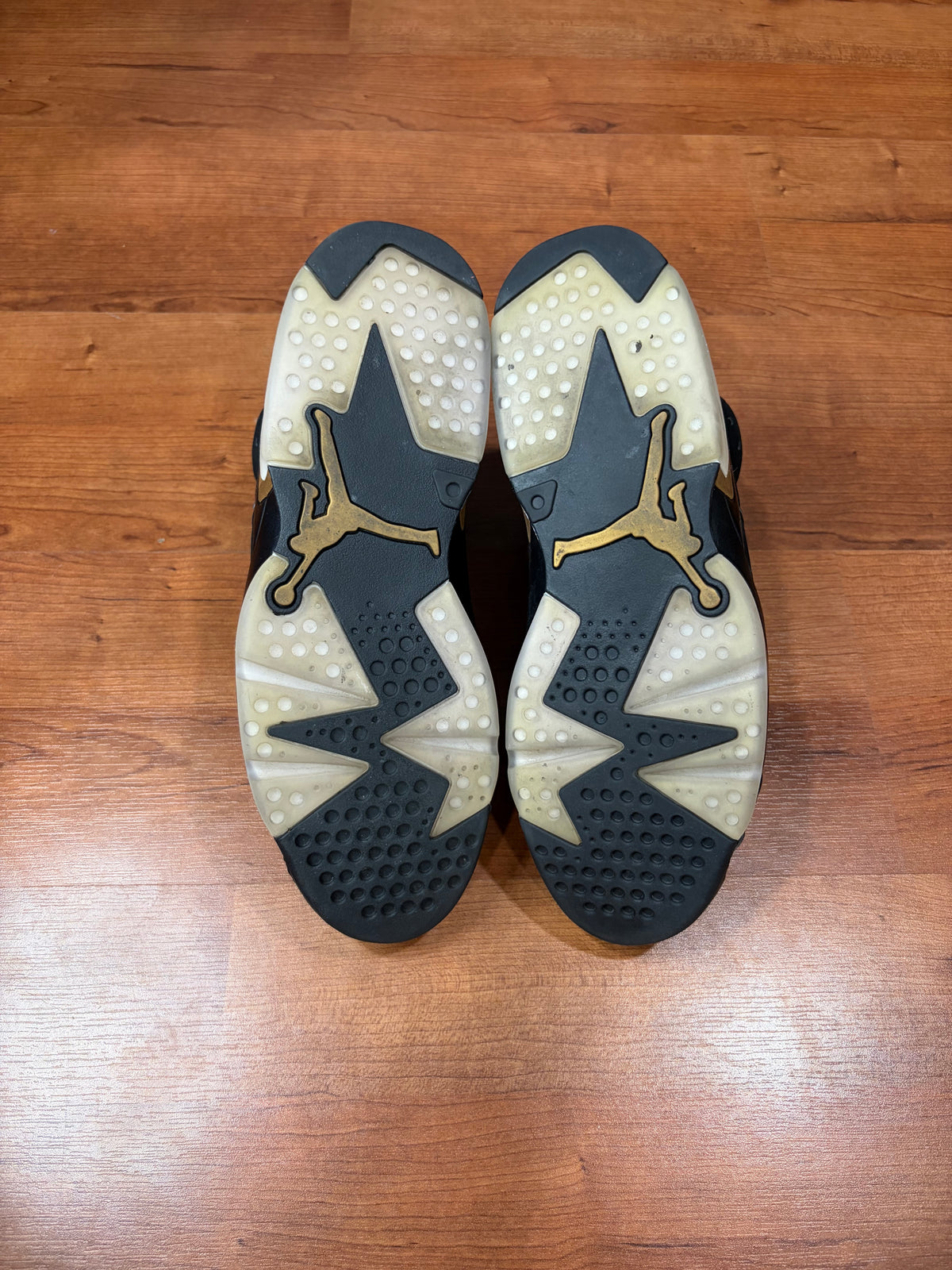 Jordan Retro 6 DMP (Size 11.5 Mens)