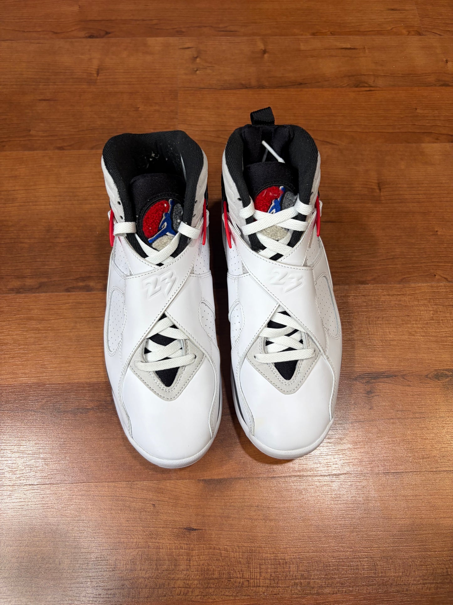 Jordan Retro 8 Bugs Bunny (Size 8.5 Mens)