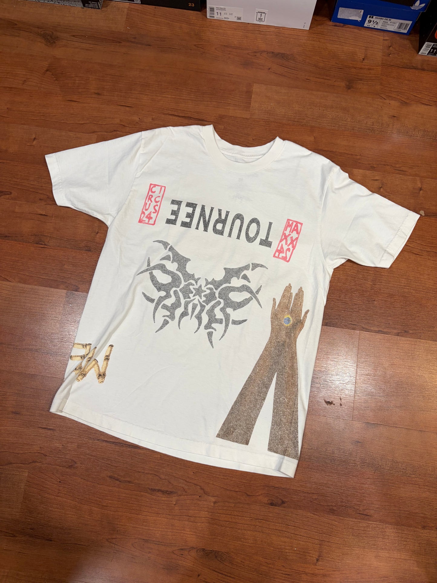 Travis Scott Utopia Tour White Tee (Size M & L)