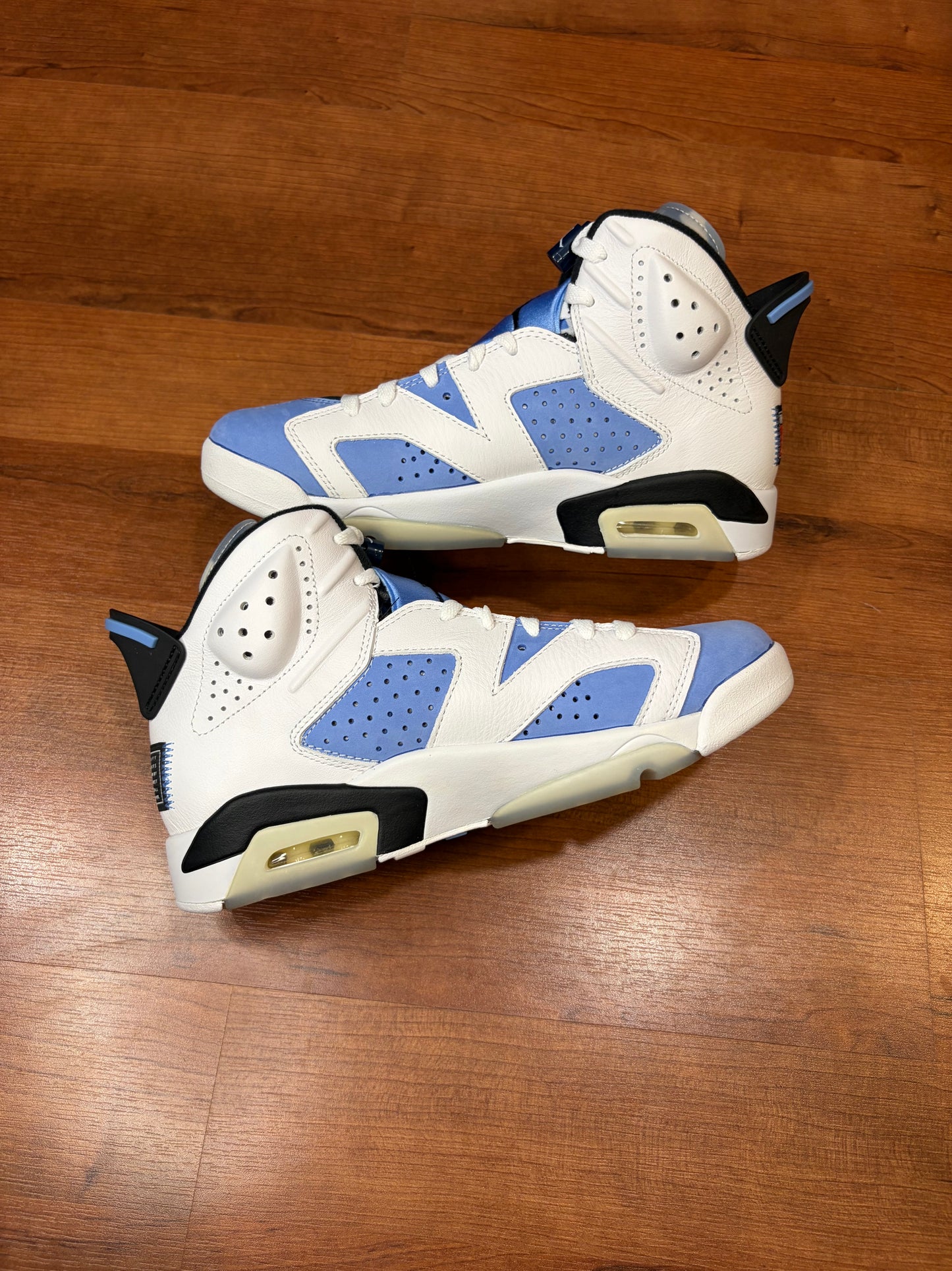 Jordan Retro 6 UNC (Brand New - 8M)