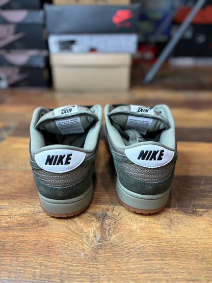 Nike Dunk Low SB Sequoia (Brand New/No Box Lid - 10M)