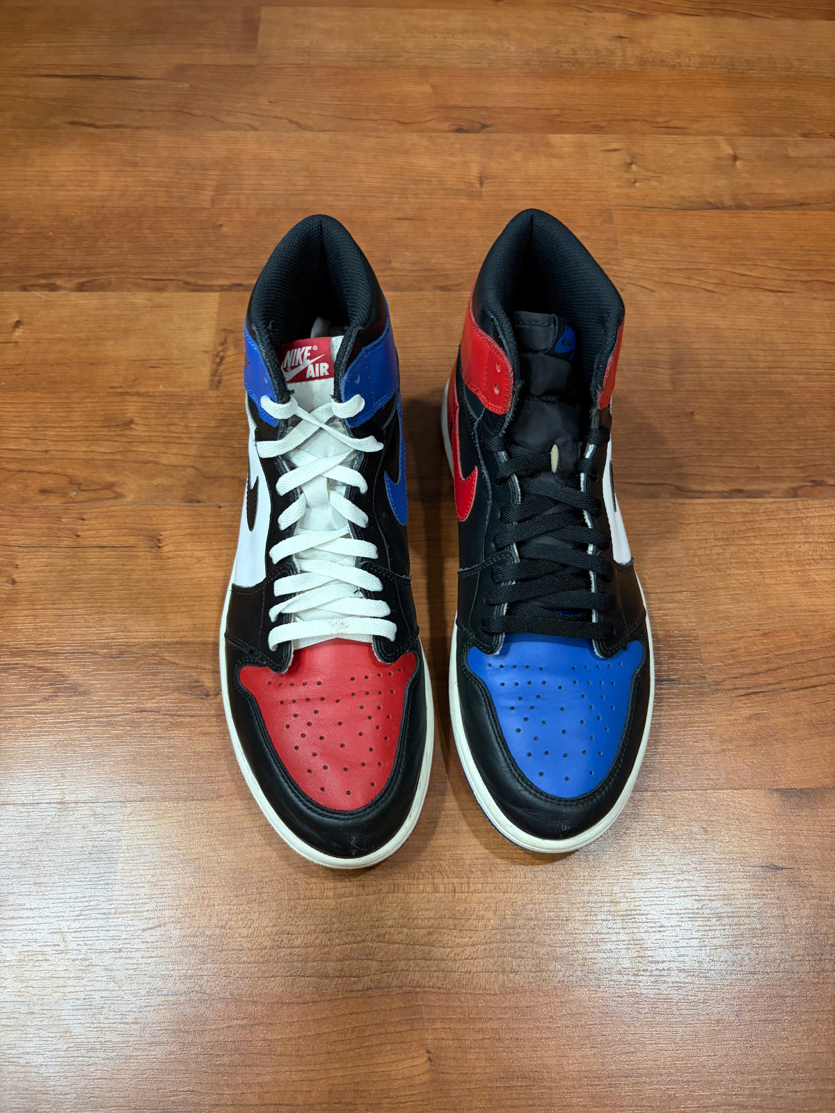 Jordan Retro 1 Top 3 (Size 12.5 Mens)