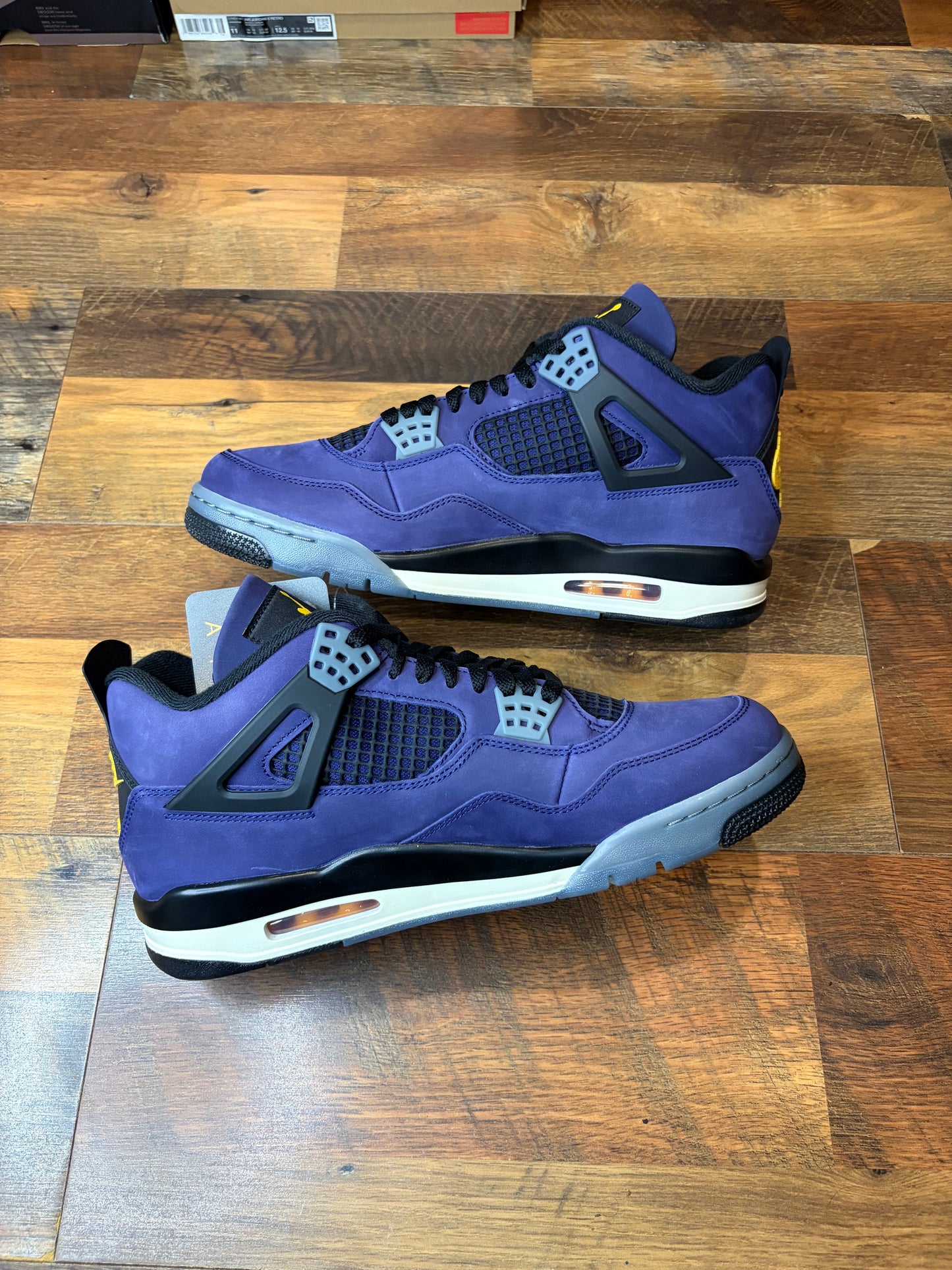 Jordan Retro 4 Lakers (Brand New - 5Y)