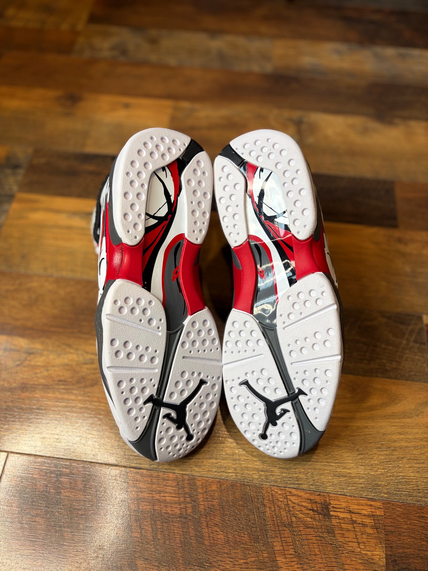 Jordan Retro 8 Bugs Bunny (Brand New - 9M)