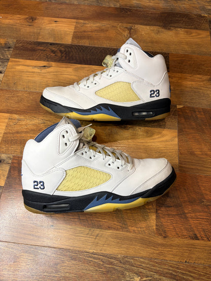 Jordan Retro 5 A Ma Maniere Dawn (Size 13.5W / 12M)