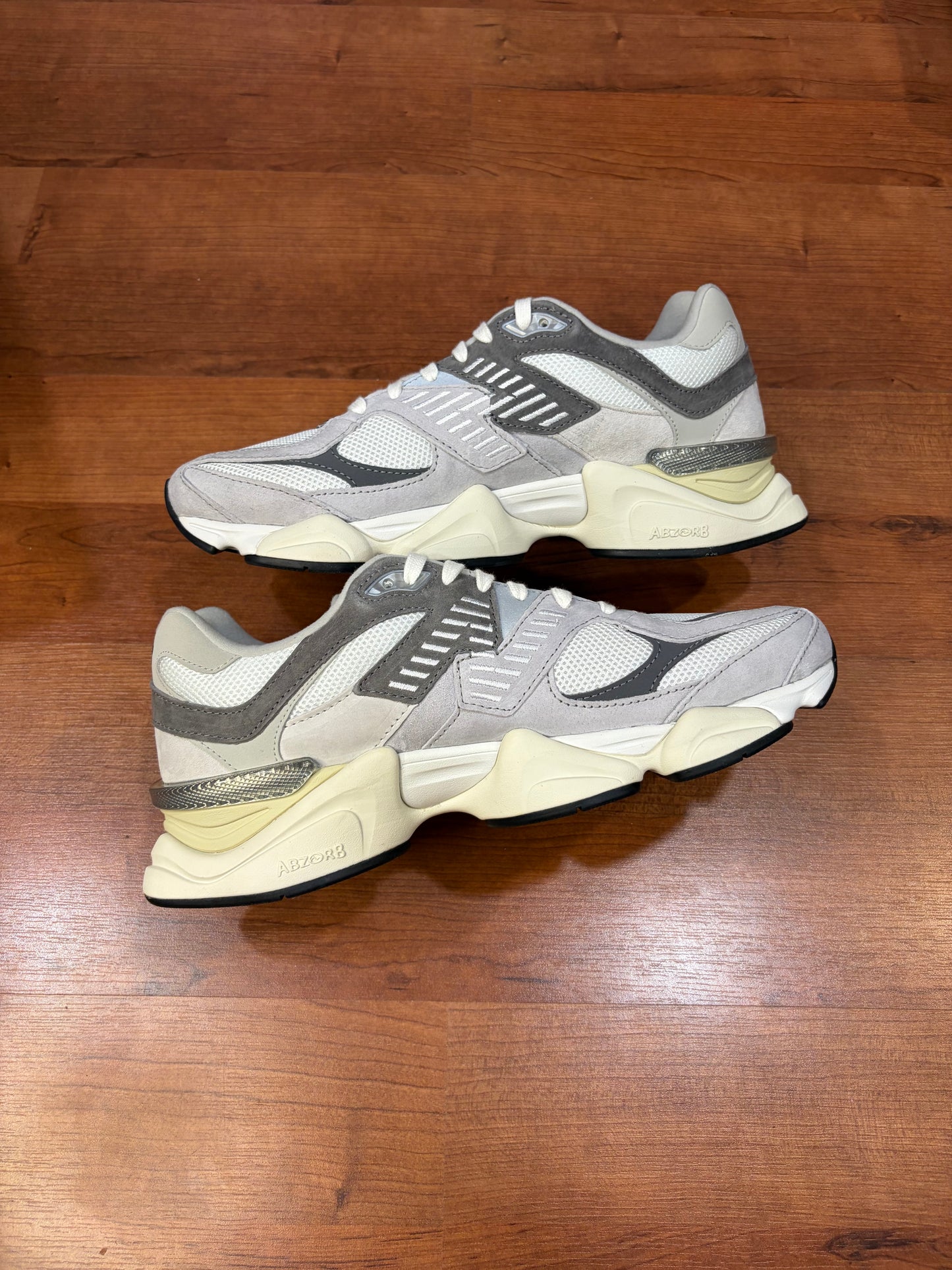 New Balance 9060 Raincloud (Brand New - 11M)