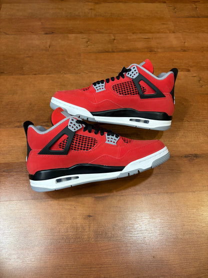 Jordan Retro 4 Toro Bravo (Brand New - 9.5M)
