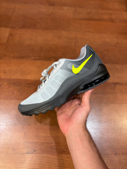 Nike Air Max Invigor Neon (Brand New / No Box - 10.5M)