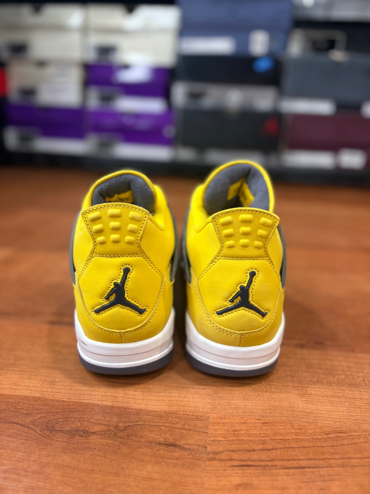 Jordan Retro 4 Lightning (Size 10 Mens)