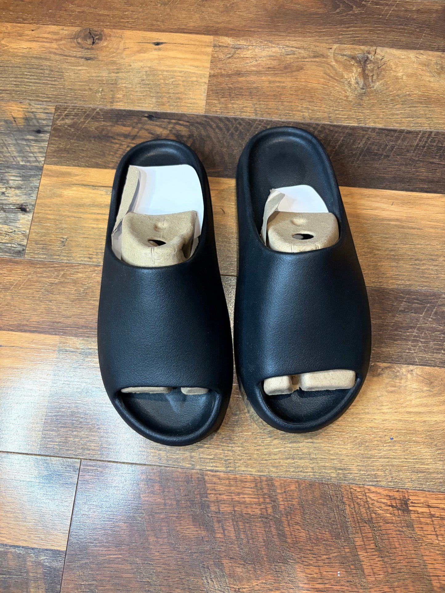 Yeezy YS-01 Black Slides (Brand New - Mens Sizes)