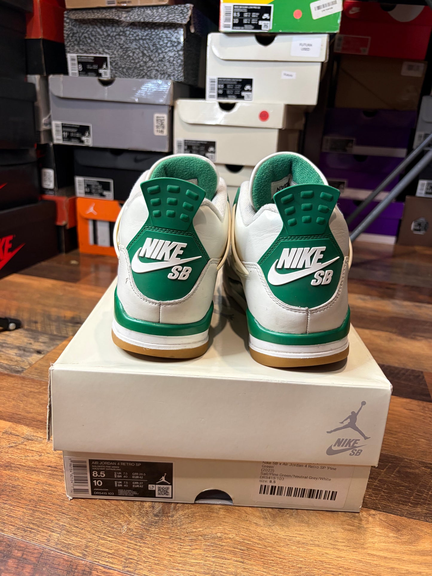Jordan Retro 4 SB Pine Green (Size 8.5 Mens)