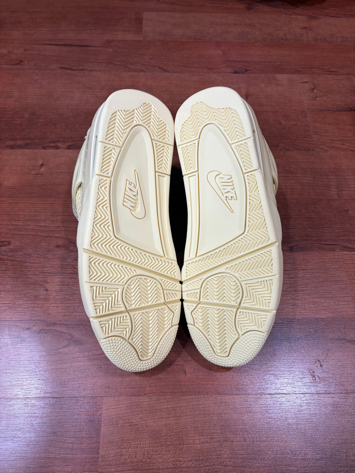 AJ4 Retro J Balvin Lemonade (DS - Size 13M)