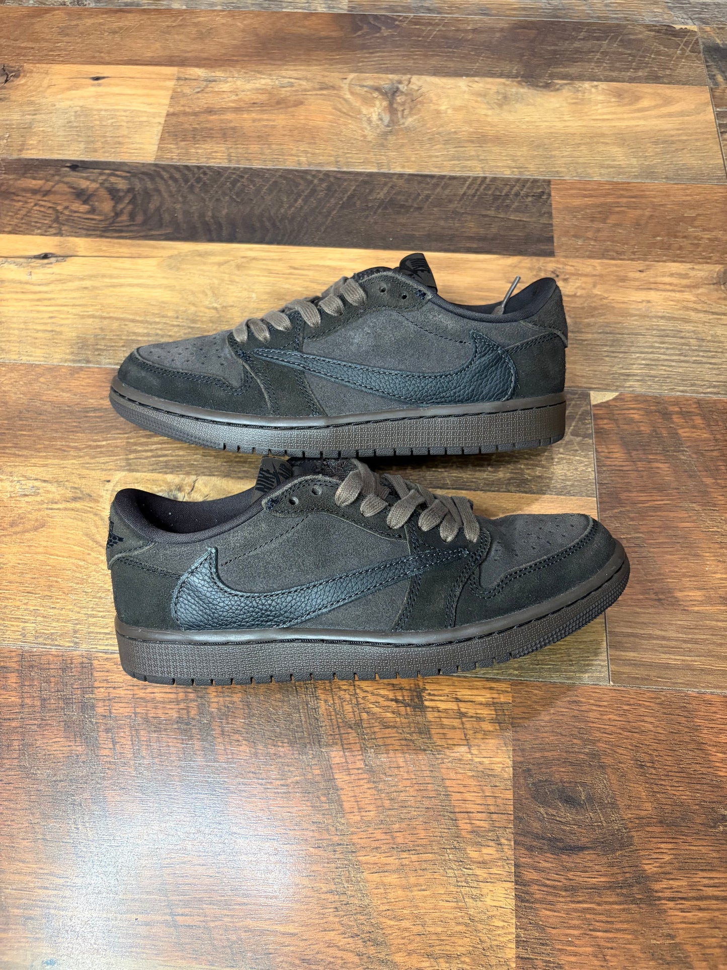 Jordan Retro 1 Low Travis Scott Velvet Brown (Size 6 Men’s)
