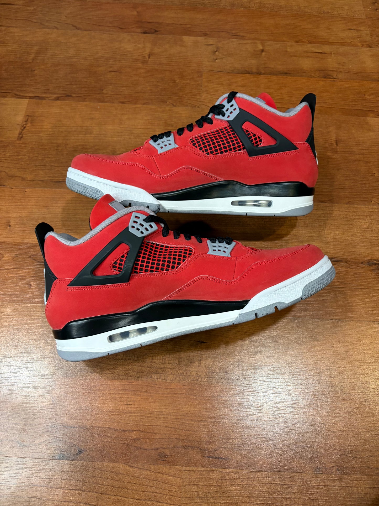 Jordan Retro 4 Toro Bravo (Size 15 Mens)
