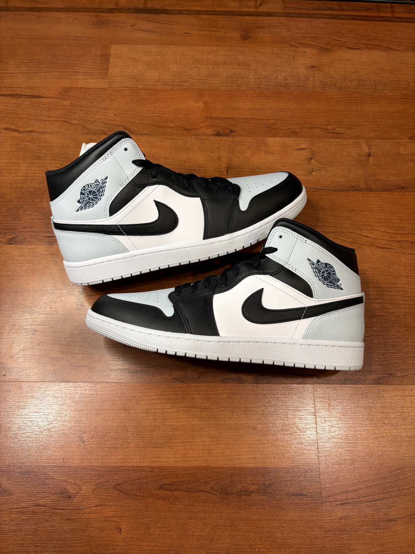 Jordan 1 Mid Black Squadron Blue (Brand New - 13M)
