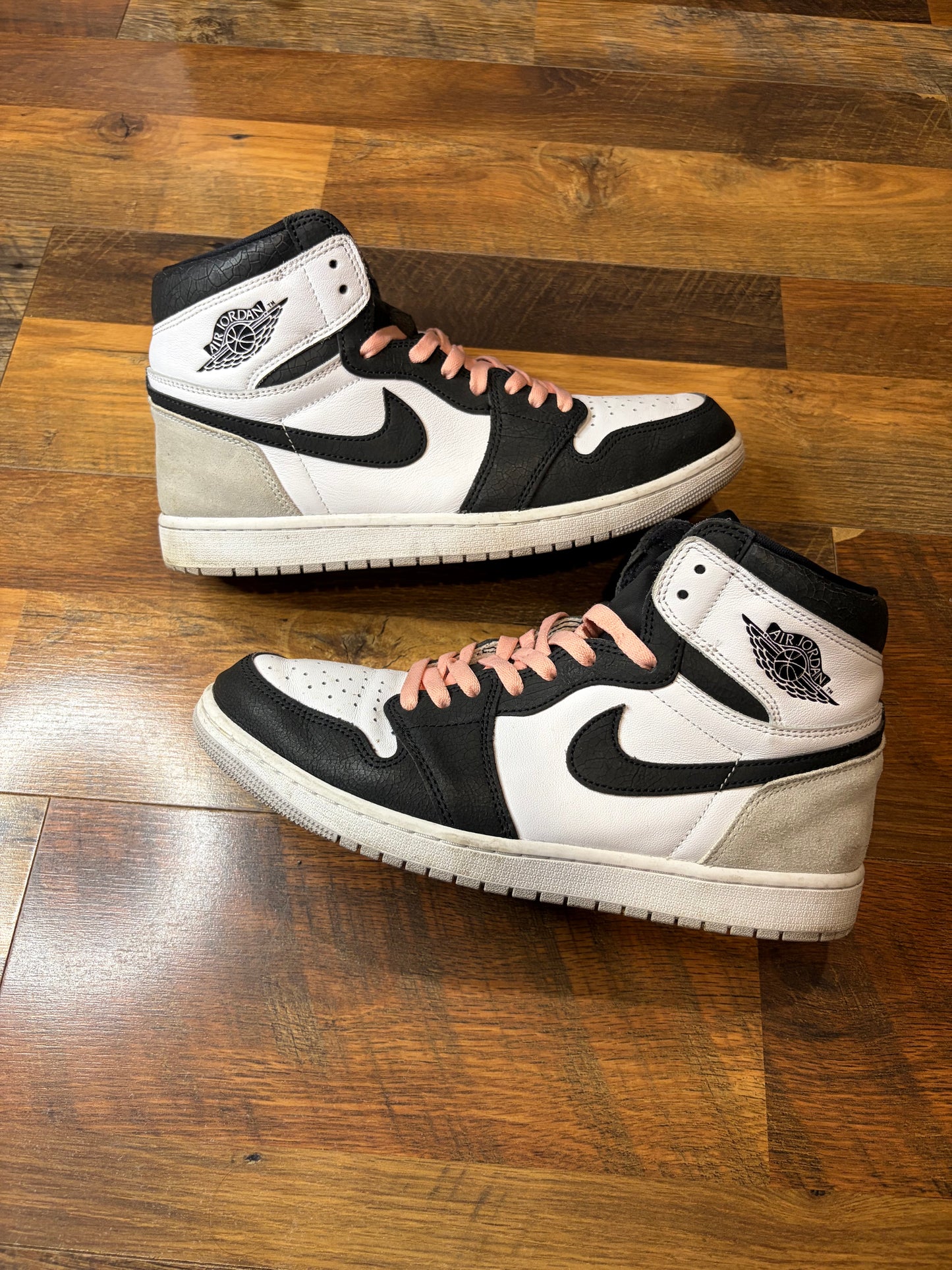 Jordan Retro 1 Bleached Coral (Size 11 Mens)