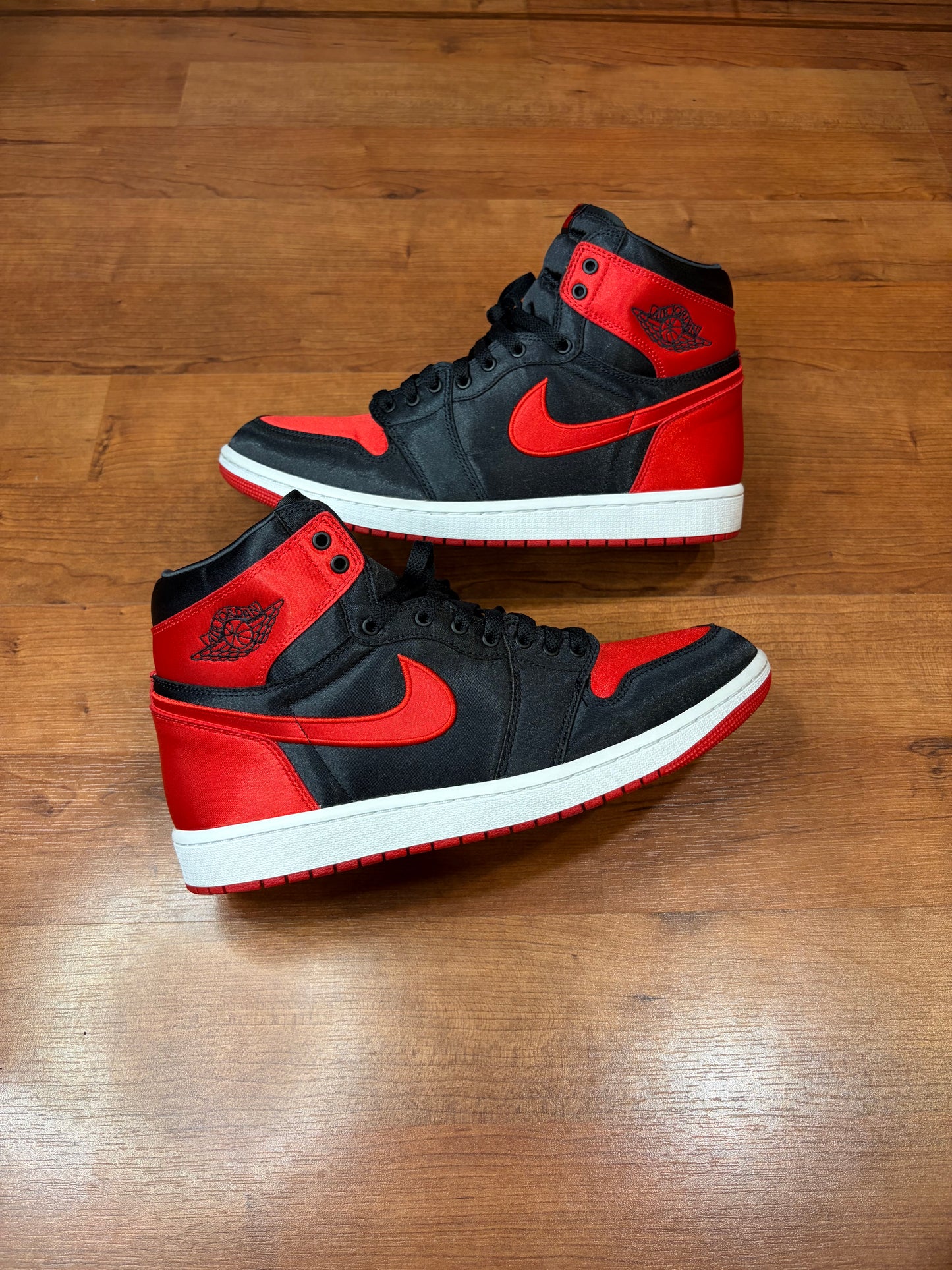 Jordan Retro 1 Satin Bred (Size 12W / 10.5M)