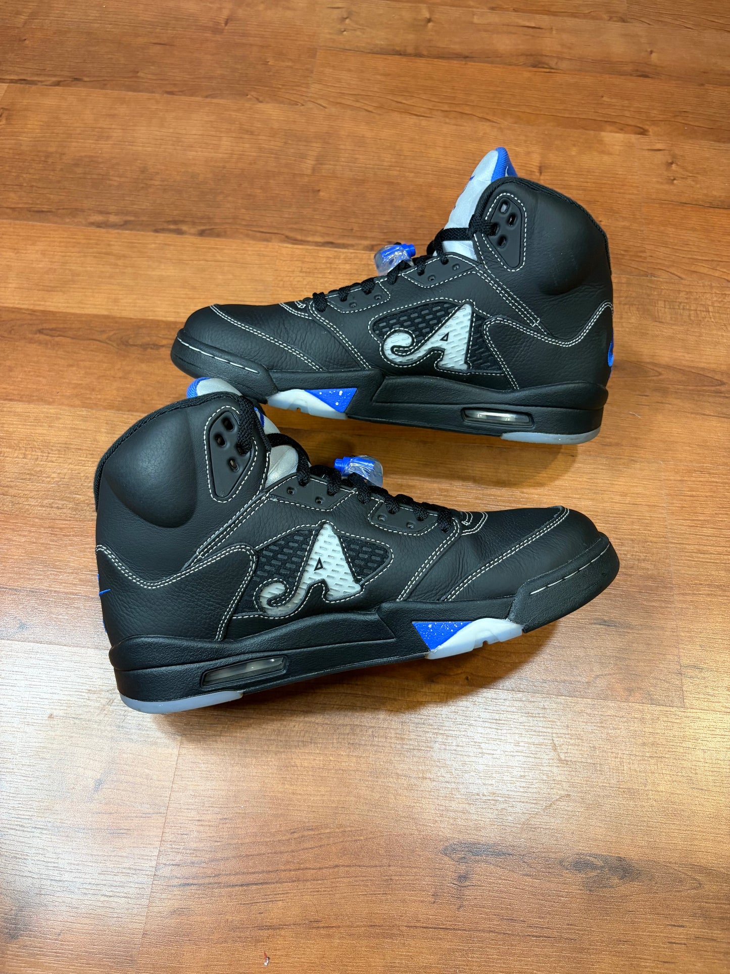 Jordan Retro 5 Awake NY Black (Size 11 Mens)