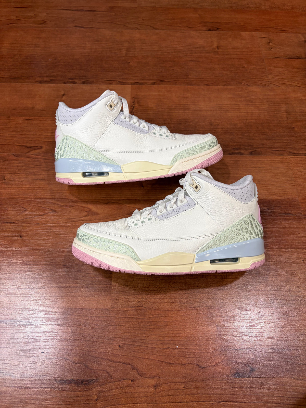 AJ3 Retro Spring is in the Air (Size 8 Mens)