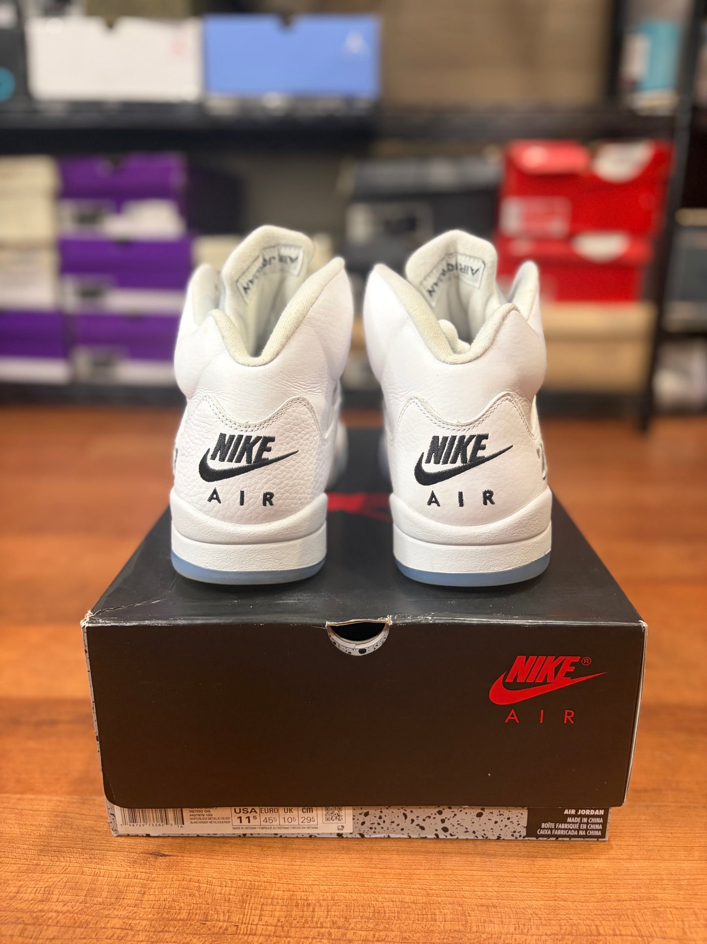 Jordan Retro 5 White Metallic (Size 11.5 Mens)