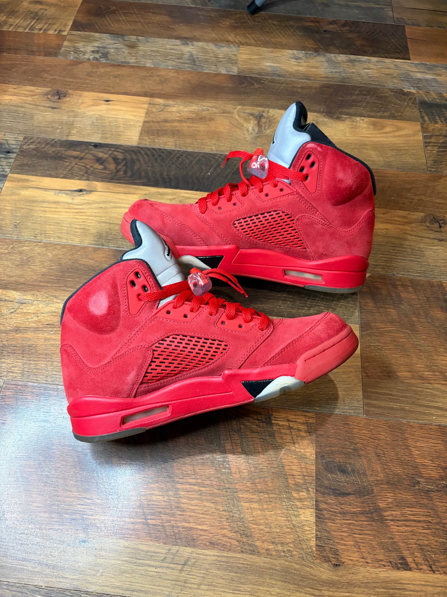 Jordan Retro 5 Red Suede (Size 9 Mens)