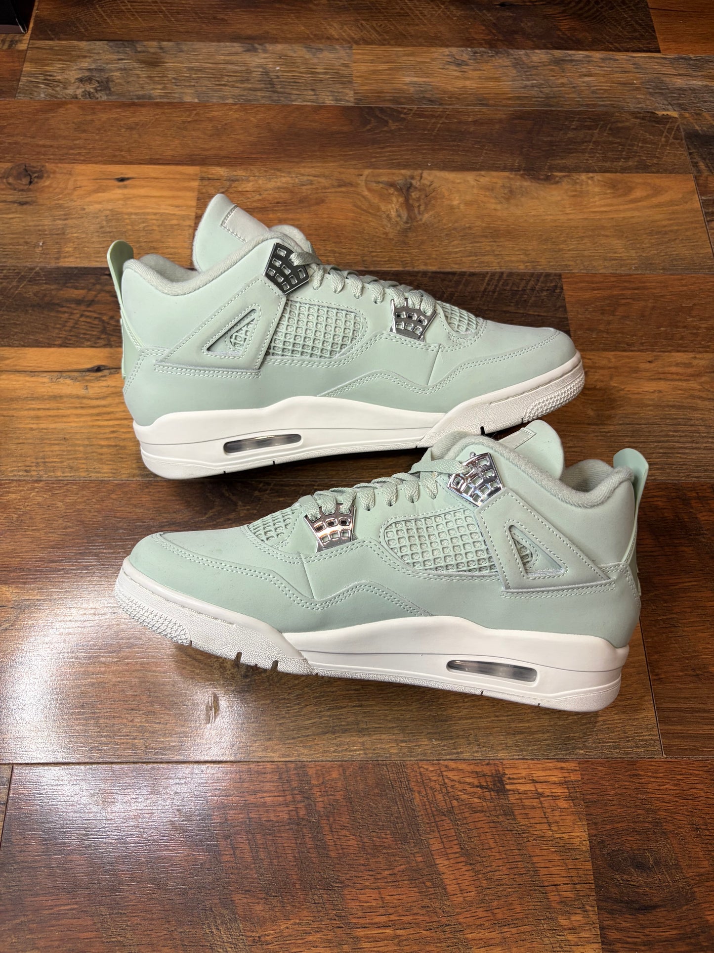 Jordan Retro 4 Seafoam Sail (Brand New - 11.5W/10M)