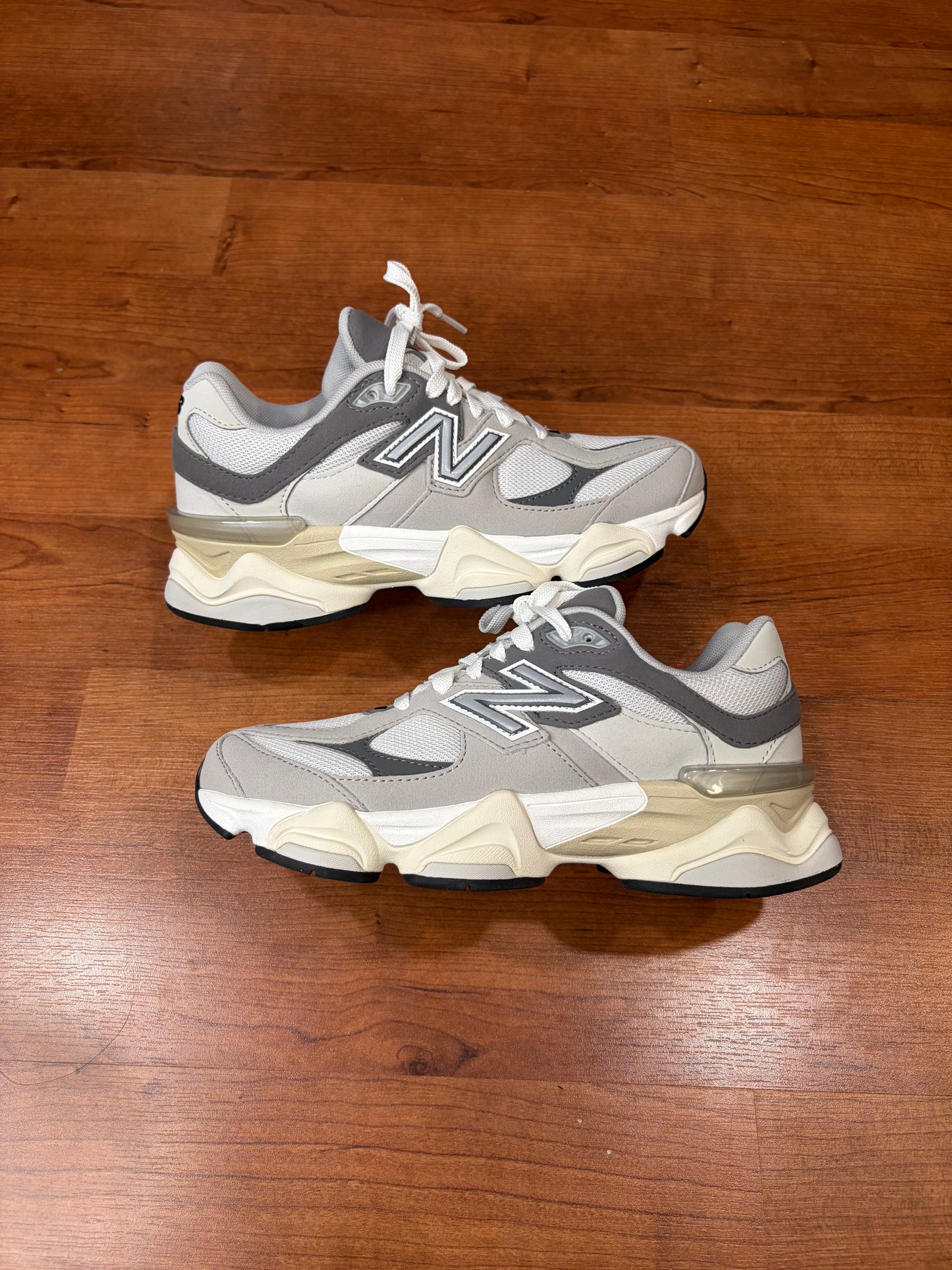 New Balance 9060 RainCloud (Brand New - 5.5Y/7W)