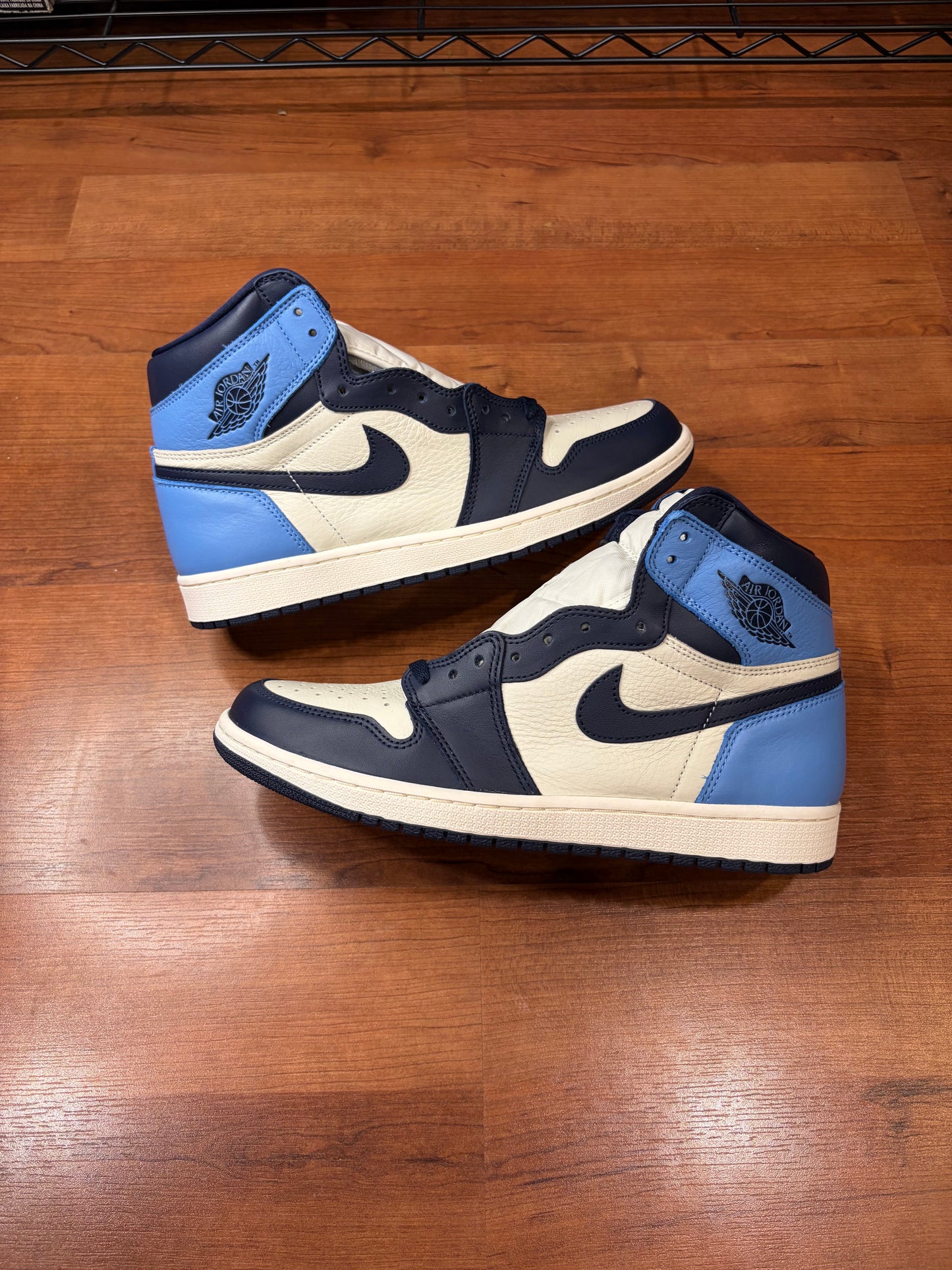 Jordan Retro 1 Obsidian (Brand New - 10.5M)