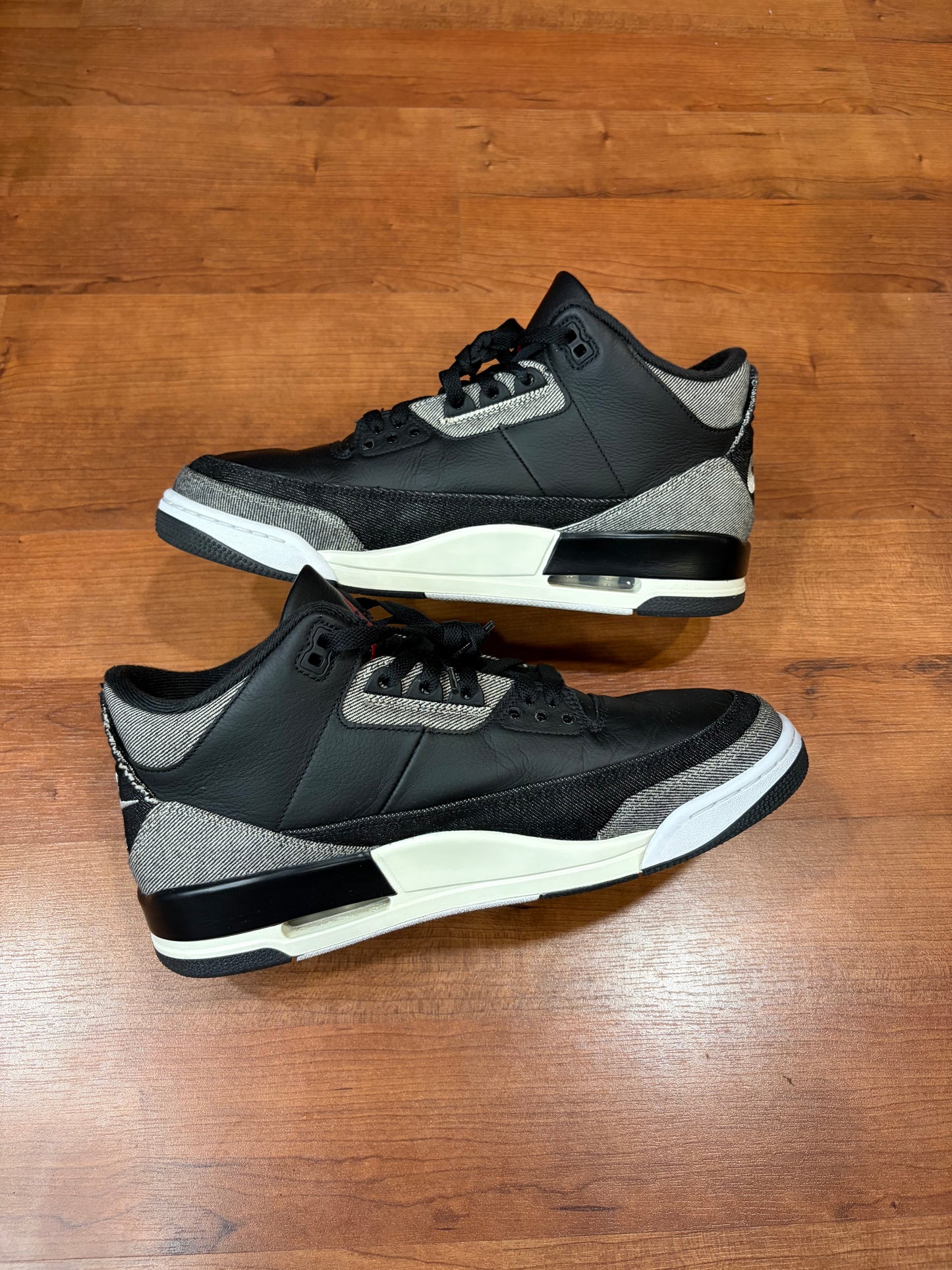 Jordan Retro 3 Levi Black (Size 11 Mens)