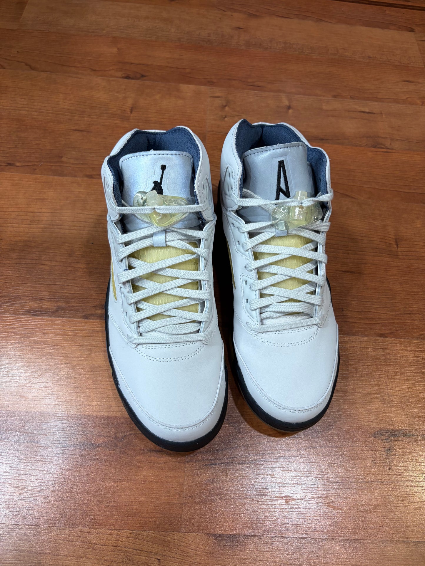 Jordan Retro 5 A Ma Maniere Dawn (Size 11.5W / 10M)