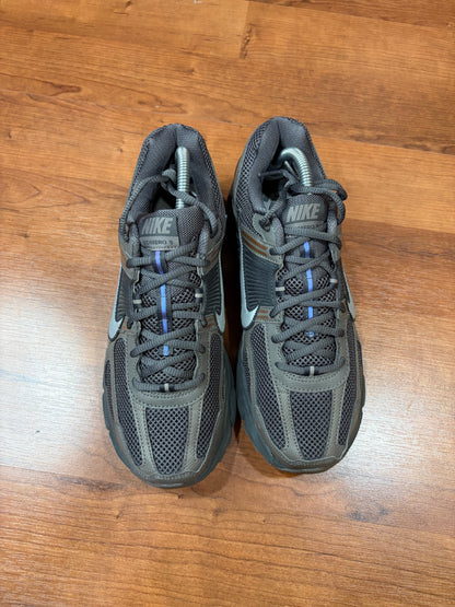 Zoom Vomero 5 Cave Stone (Size 9 Mens)