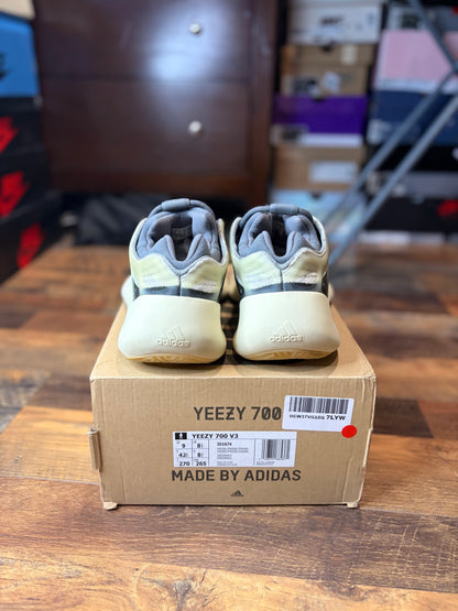 Adidas Yeezy 700 v3 Fade Salt (Size 9 Mens)