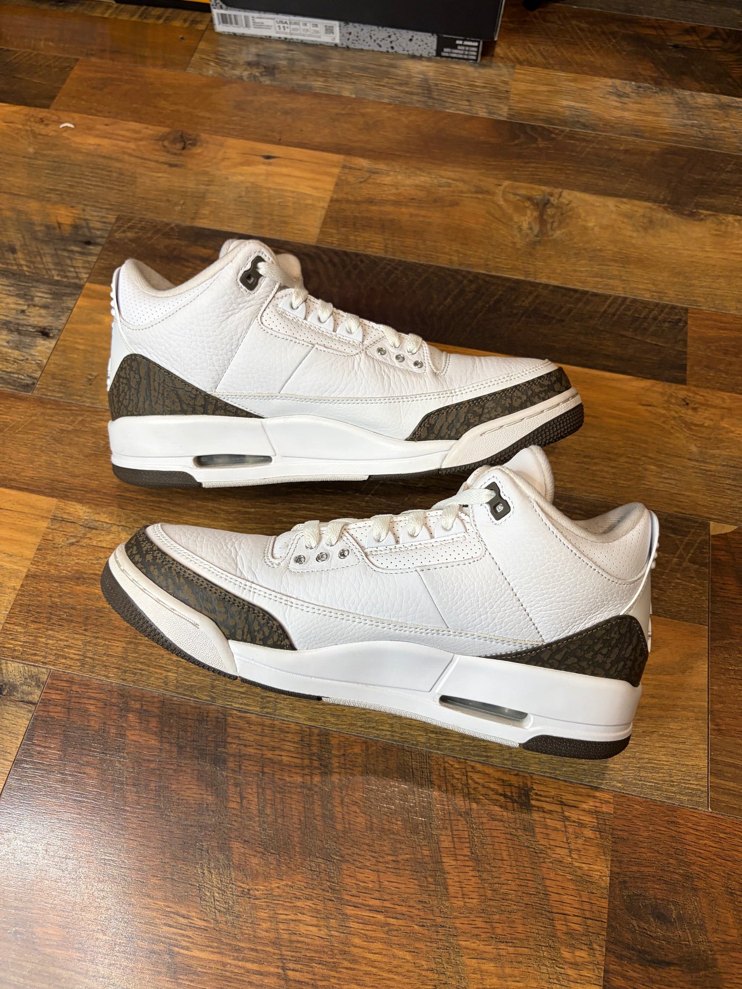 Jordan Retro 3 Mocha (Size 10 Mens)