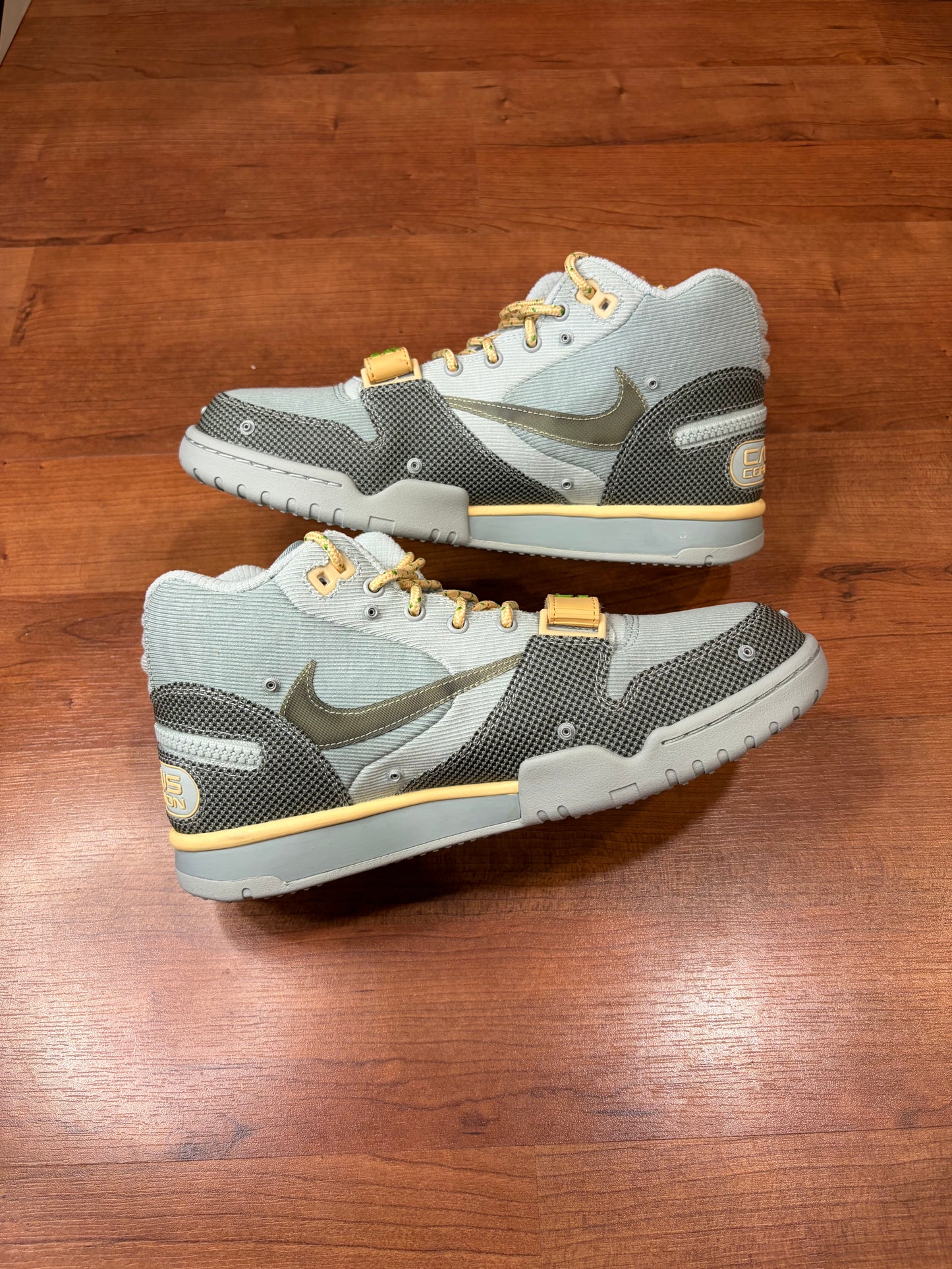 Nike Air Trainer 1 Travis Scott Grey Haze (Brand New - 9.5M)