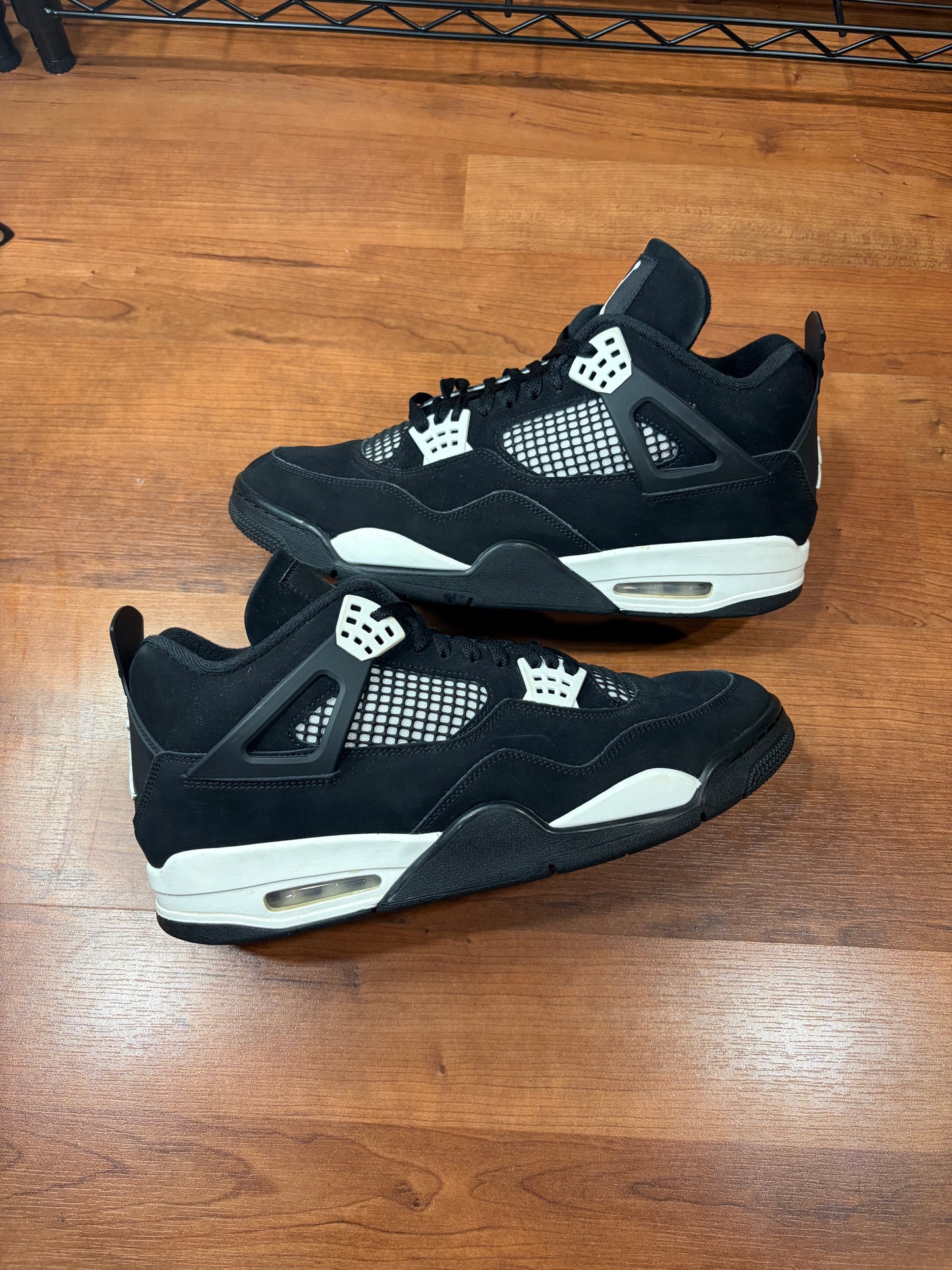 Jordan Retro 4 White Thunder (Size 13 Mens)