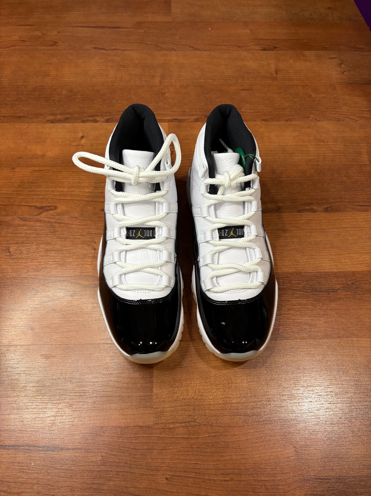 Jordan Retro 11 DMP Gratitude (Brand New - 9.5M)
