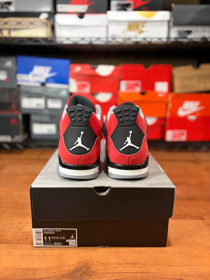 Jordan Retro 4 Toro Bravo (Brand New - 11.5M)