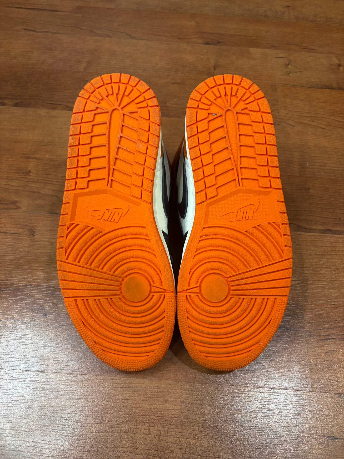 Jordan Retro 1 Shattered Backboard (Size 8.5 Mens)