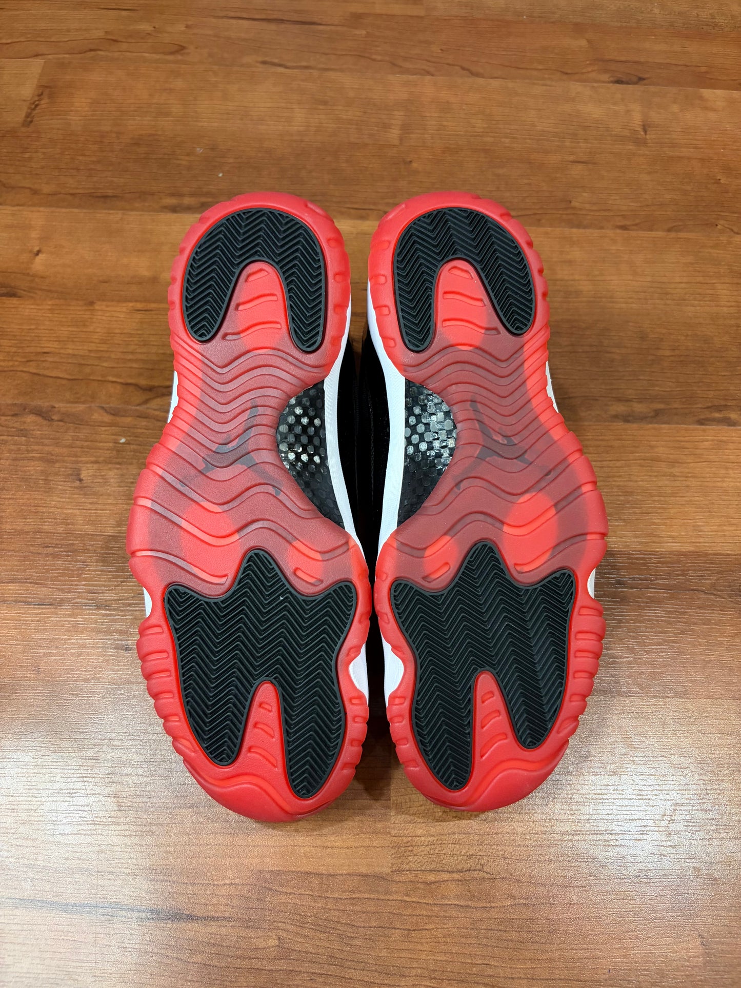 Jordan Retro 11 Low Bred (Brand New - 13M)
