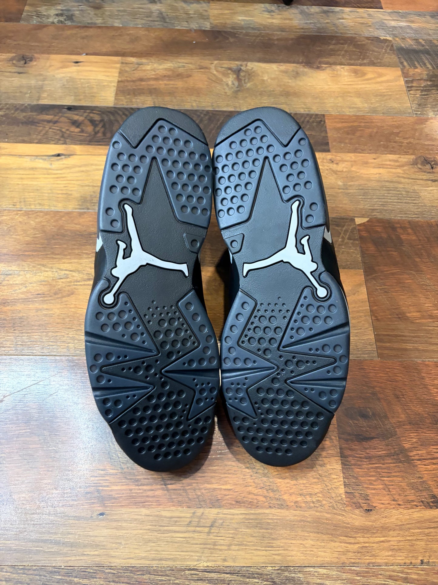 Jordan Retro 6 Cap & Gown (Brand New - 12M)