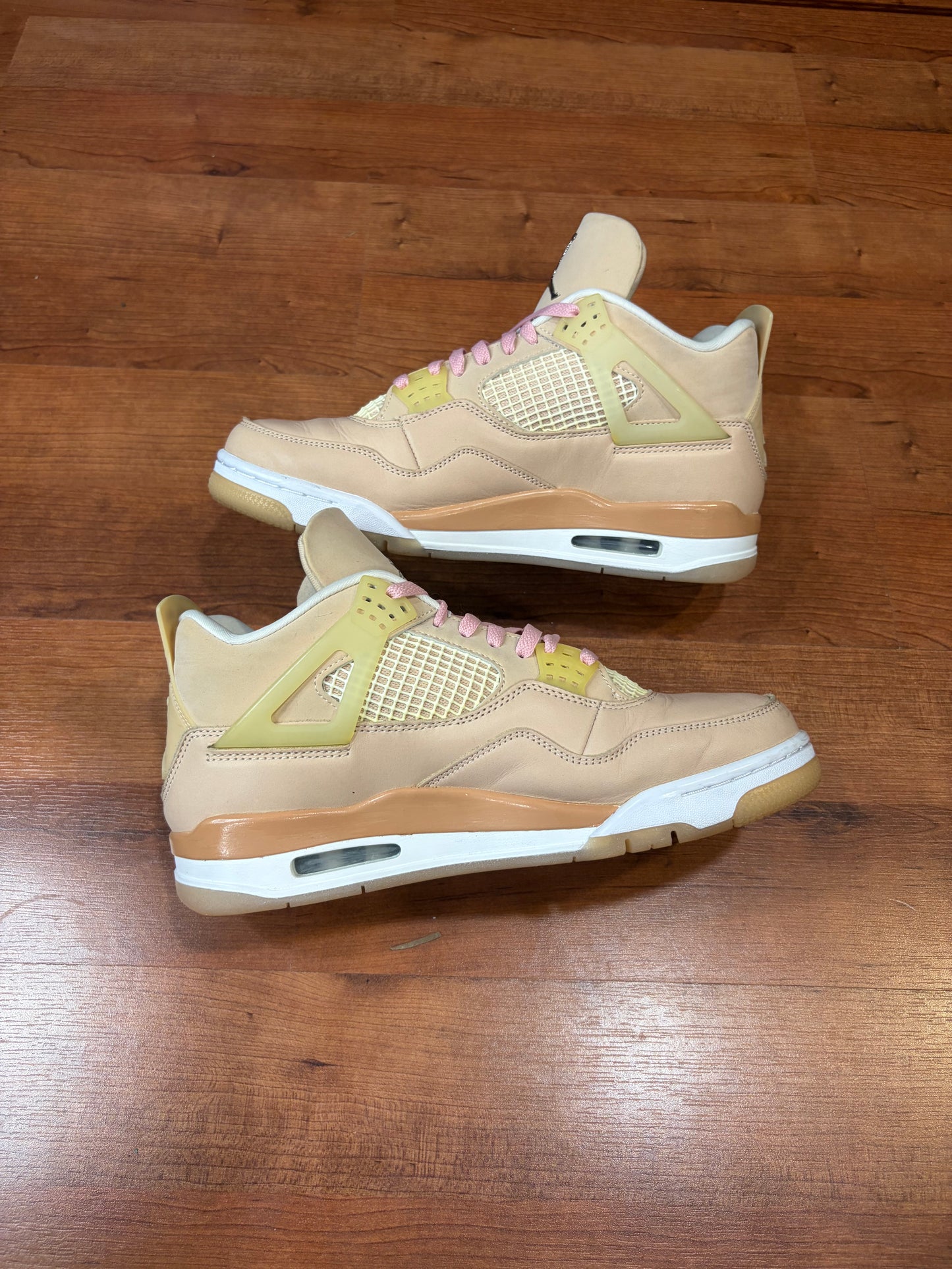 Jordan Retro 4 Shimmer (Size 11W / 9.5M)