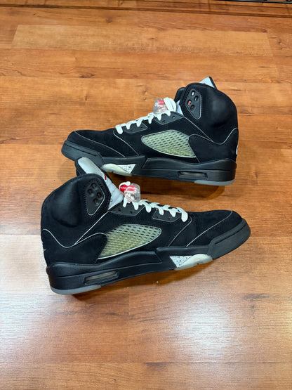 Jordan Retro 5 Reimagined Black Metallic (Size 9 Mens)