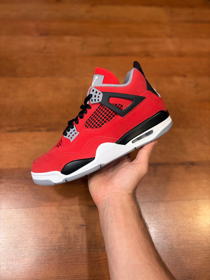 Jordan Retro 4 Toro Bravo (Brand New - 9.5M)