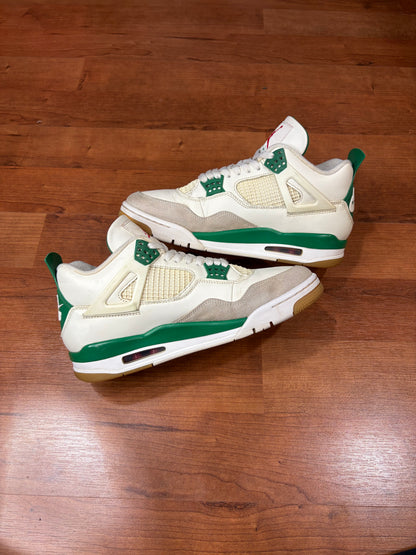 AJ4 Retro SB Pine Green (Size 9.5 Mens)